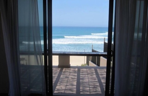 Los Cabos House | Surf house with pool on private point break