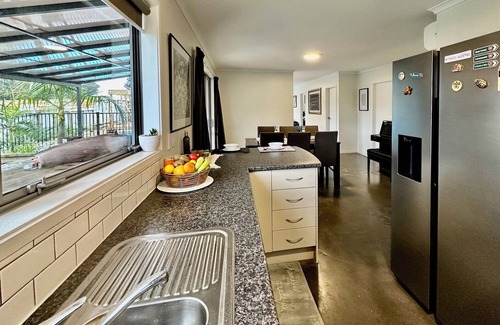 Ahipara House | Surf Stay - Ahipara