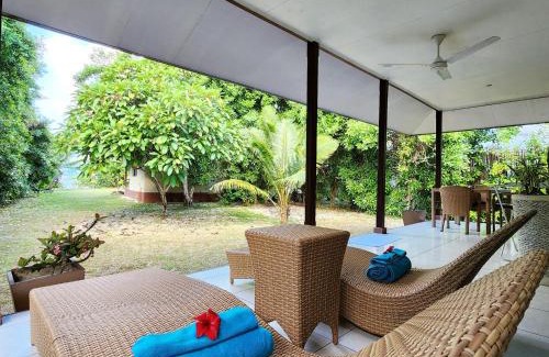 Cerf Island Villa | Surf Tropical Villa Takamaka
