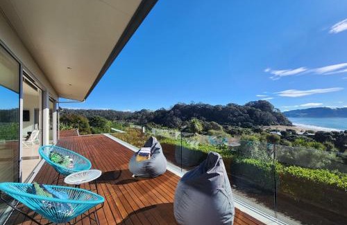 Hot Water Beach House | Surf View Hot Water Beach