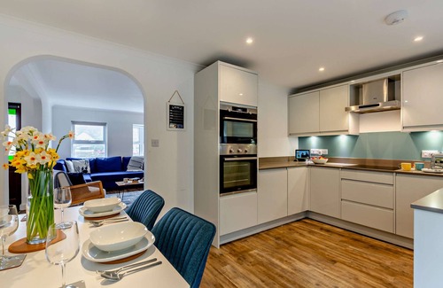 Porthleven House | Surf View - Three Bedroom House, Sleeps 5