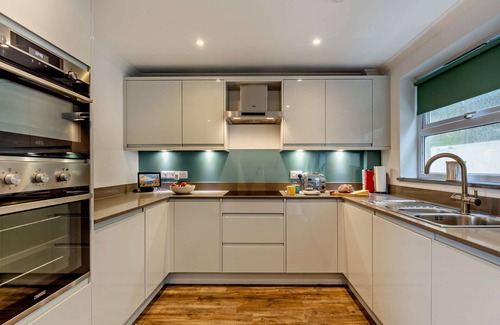 Porthleven House | Surf View - Three Bedroom House, Sleeps 5