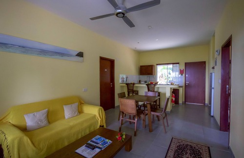 Anse Royale Cottage | Surfers Self-Catering Chalets