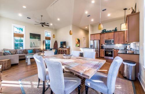 Dune Allen Beach House | Surfin' Turtle