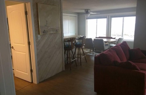 Oscoda House | (Surfside #6) 2 BR Beach Front Cottage On Lake Huron