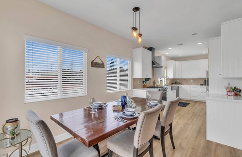 San Onofre House | Surfside Beach Escape