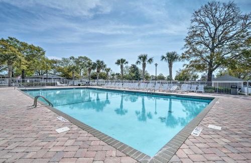 Garden City House | Surfside Beach Home with Resort Perks Walk to Beach