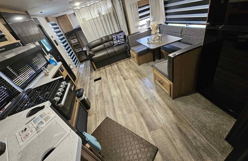 Surfside Beach House | Surfside Beach Oasis: RV Retreat n318 Thunder Rd, Freeport, TX 77541n