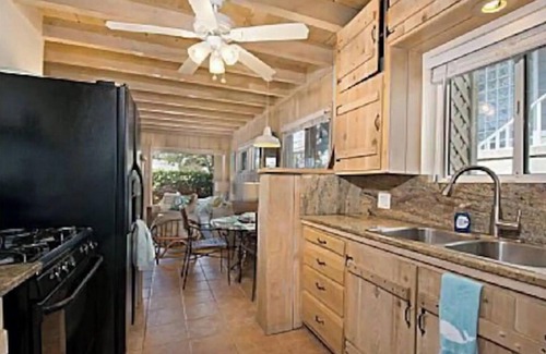 Del Mar House | Surfside Cottage - 200 ft from the Sand