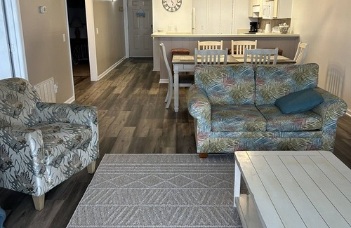 Surfside Beach Condo | Surfside Dreaming - "It's a Shore thing."