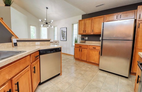 Lincoln House | Surfside Retreat by Capitol Beach Lake with Pool!