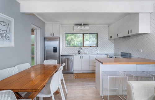 Whiritoa House | Surfside Sanctuary - Whiritoa Holiday Home
