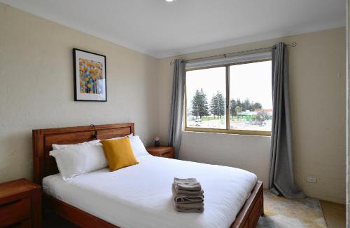 Safety Bay Apartment | Surfside Sunset