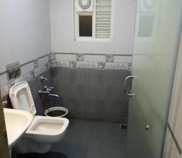 Virarajendrapet Cabin | Suroor Tourist Home