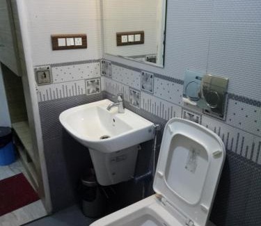 Virarajendrapet Cabin | Suroor Tourist Home
