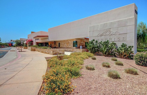 Surprise Farms House | Surprise Farms Paradise- Pool/Jacuzzi/Blackstone