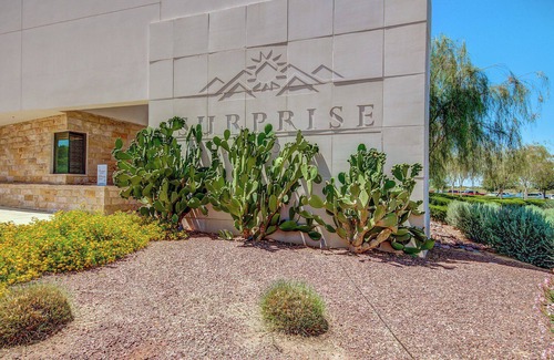 Surprise Farms House | Surprise Farms Paradise- Pool/Jacuzzi/Blackstone