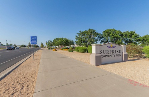 Surprise Farms House | Surprise Farms Paradise- Pool/Jacuzzi/Blackstone