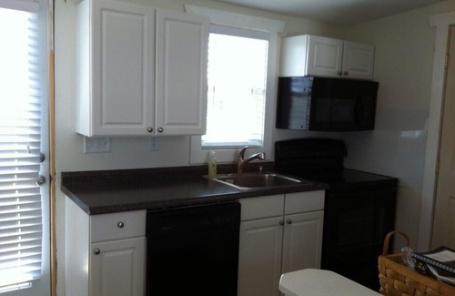 Shawcrest House | Surrounded by Beaches, Boardwalk, Amusements, Water Sports, Fishing restaurants