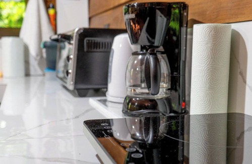 La Fortuna Cabin | Surrounded by nature, large gardens and many birds, an ideal place to rest.