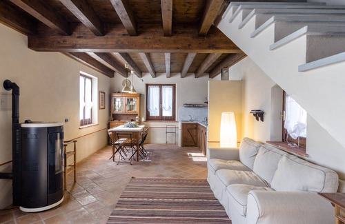 Voltaggio House | SURROUNDED BY NATURE, FARM IN FARM WITH POOL