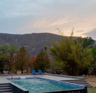 Thana Gazi House | Surya Bagh - A Luxury Hideaway - 20 minutes drive to Tehla gate, Sariska Tiger Reserve & 10 minute from Bhangarh Fort
