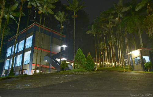 Banyumas Hotel | Surya Hotel & Resort