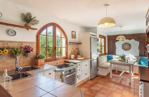 Alhaurin de la Torre Villa | Susana Alhaurín de la Torre by Ruralidays