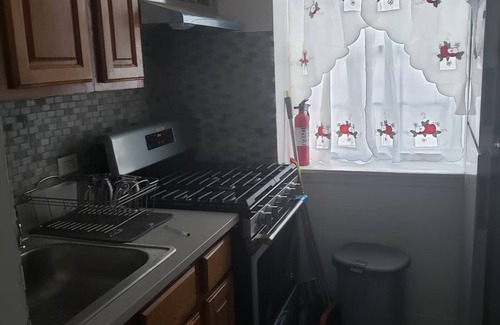 Queens House | SUSANNA'S SUITE SPOT'S 3 Bedrooms A