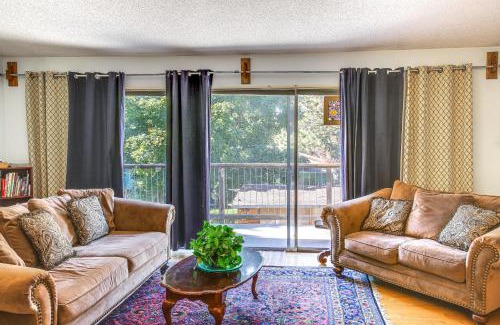Upper Rattlesnake House | Sustainable Sanctuary Rattlesnake Valley Retreat