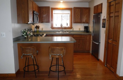 Suttons Bay House | Suttons Bay Otter Limit Homen5 miles south of Suttons Bay