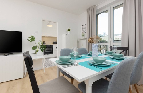 Targowek Apartment | Suwalska 9 | Spacious Apartment | 2 Bedrooms