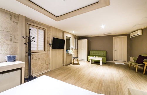 Ui-dong Hotel | Suyu Insoo