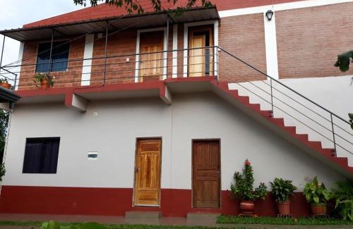 Encarnacion House | SV Apart Hotel