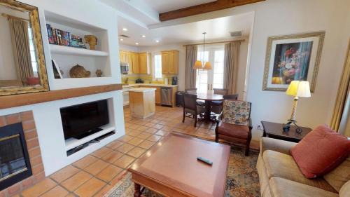 La Quinta Villa | SV253 2BR 3BA Spa Villa with Pool Access & Views