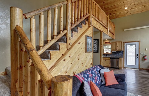 Keystone House | Svenmar Lodge