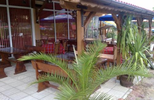 Vurshets House | Sveti Georgi Family Hotel