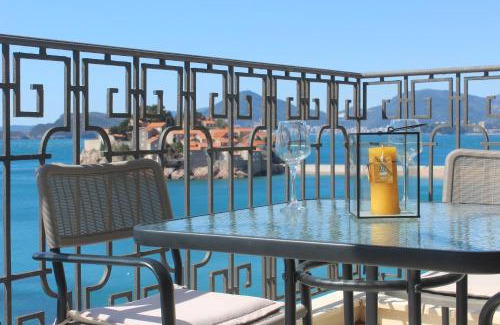 Sveti Stefan Apartment | Sveti Stefan Beach Apartment