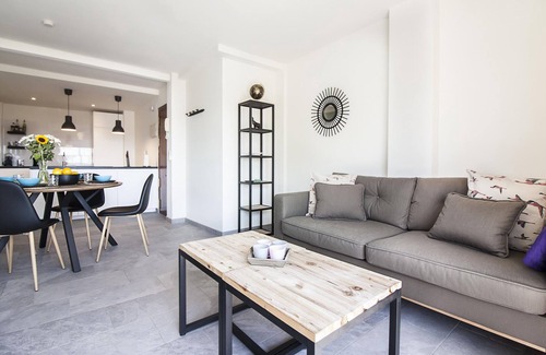 La Trinidad Apartment | SW Bailen Beautiful views