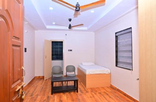 Visakhapatnam Apartment | Swagan Home Stays Air Conditioned Deluxe ONE BED ROOM Studio Apartment