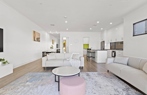 Henley Beach South House | Swainson on Lexington