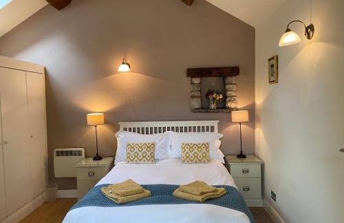 Chelmorton House | Swallow Barn