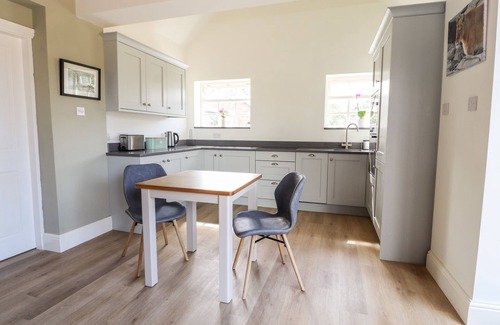 Sandbach Cottage | Swallow Cottage
