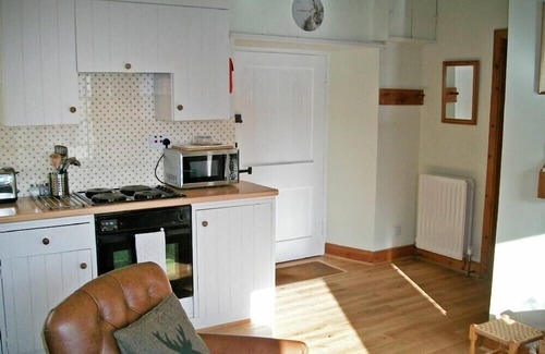 Old Bewick Cottage | SWALLOW COTTAGE (NR POWBURN), country holiday cottage in Powburn