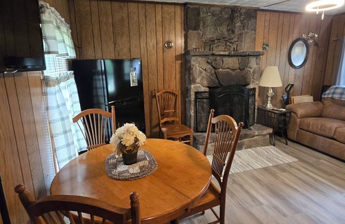Oakland Cabin | Swallow Falls Cabin 1