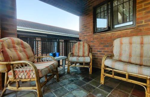 Scottburgh South Apartment | Swallows Rest Cottage KZN