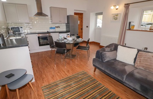 Kilgetty Cottage | Swallows Retreat