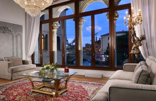 Santa Croce Apartment | Swan DolceVita Prestige Stay - Canal View & Exclusive Experience