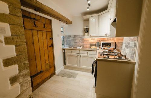 Marsden House | Swan House