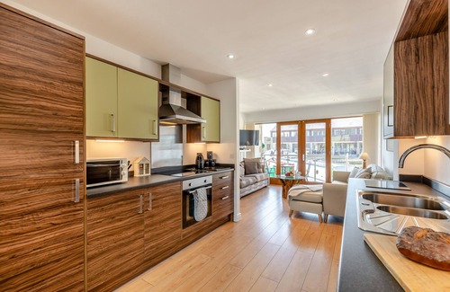 Tewitfield House | Swan House - Two Bedroom House, Sleeps 4